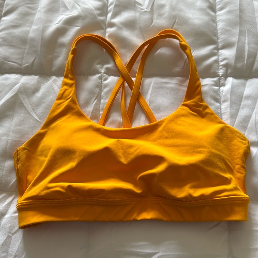 Lululemon sports bra